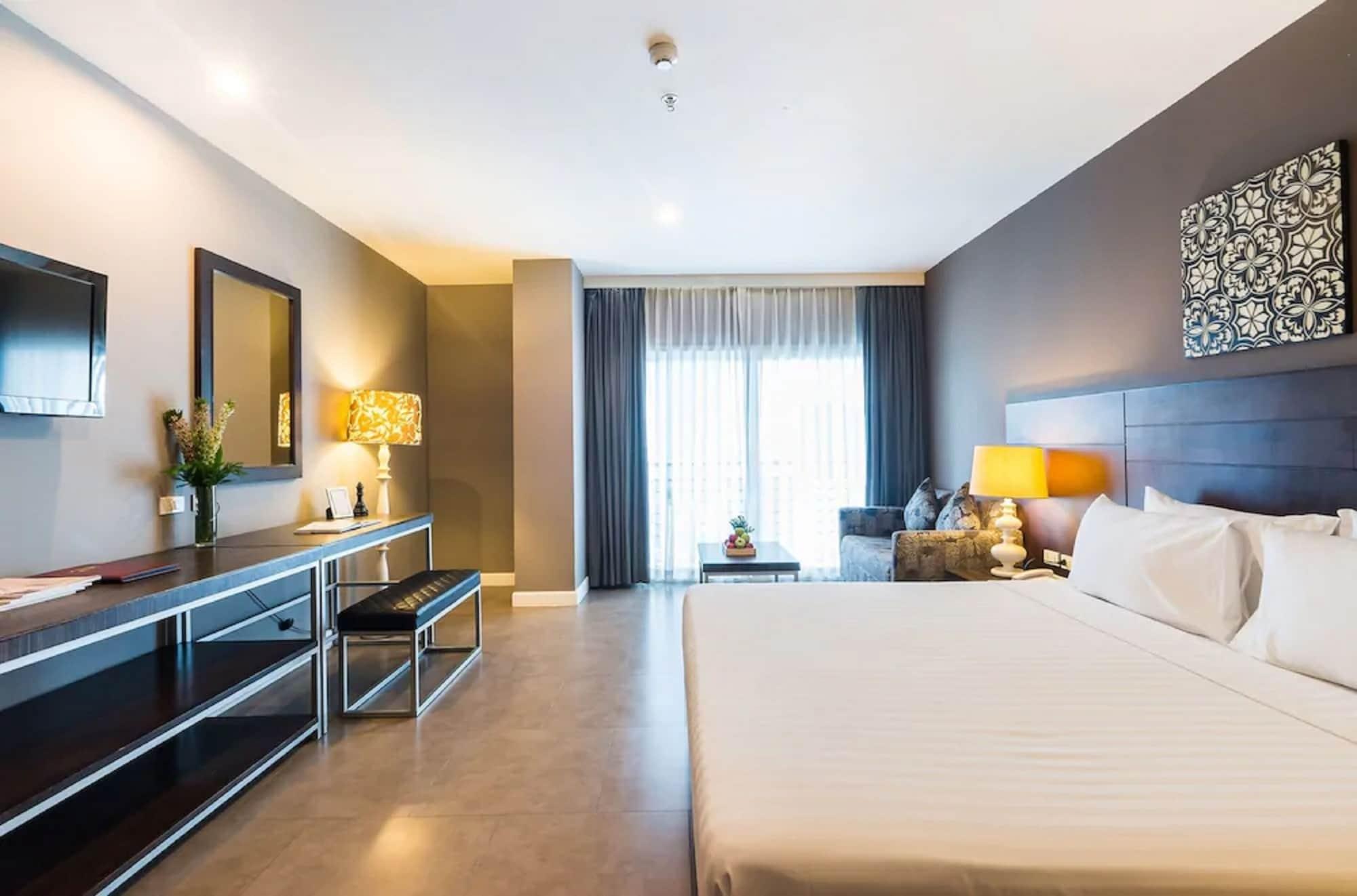 Sea Me Spring Tree Hotel (Adults Only) Pattaya Dış mekan fotoğraf