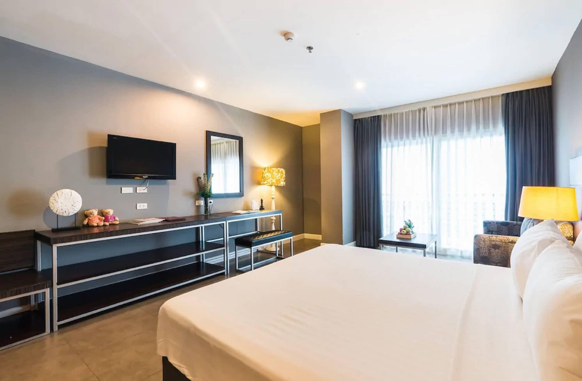 Sea Me Spring Tree Hotel (Adults Only) Pattaya Dış mekan fotoğraf