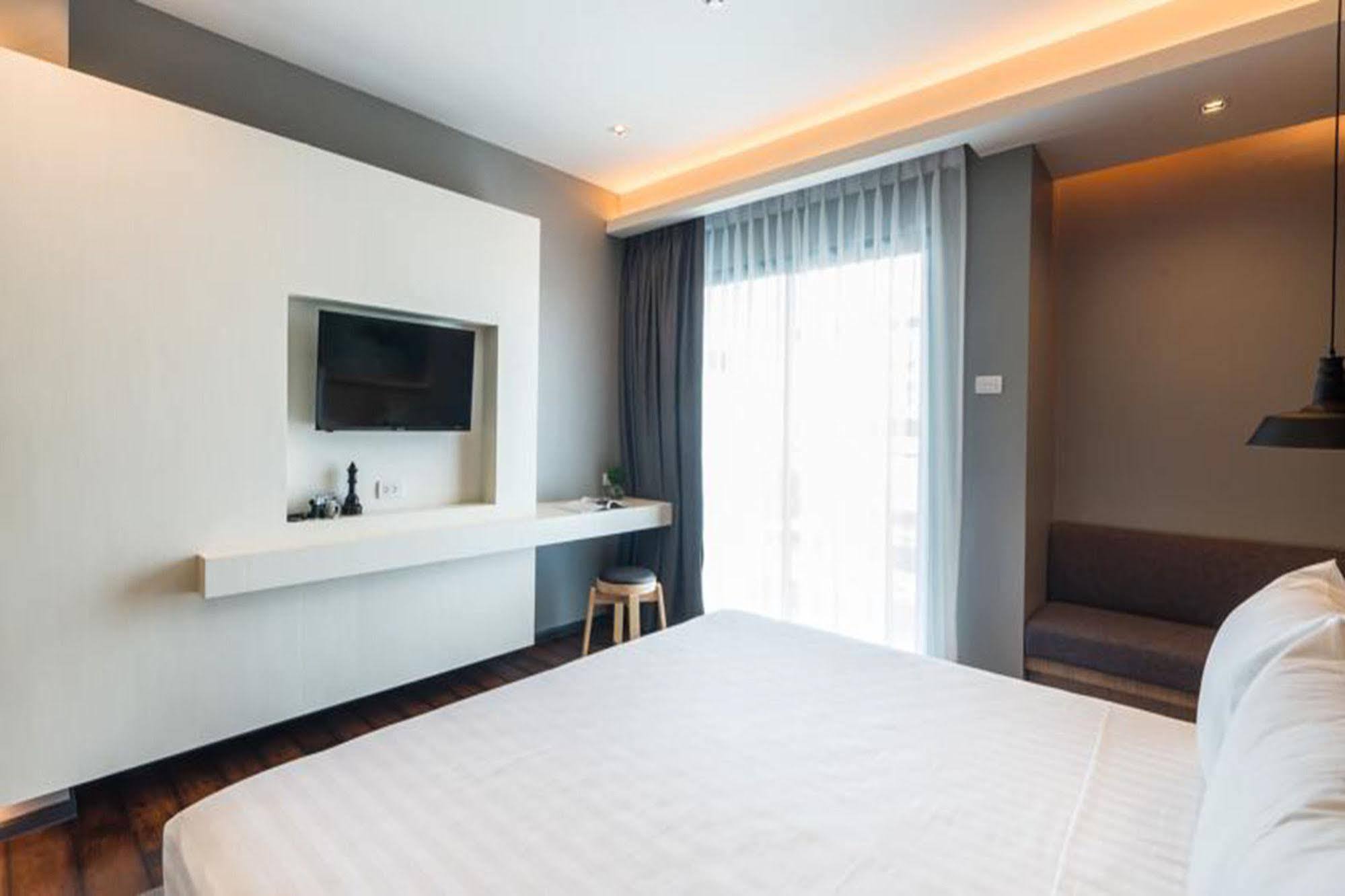 Sea Me Spring Tree Hotel (Adults Only) Pattaya Dış mekan fotoğraf