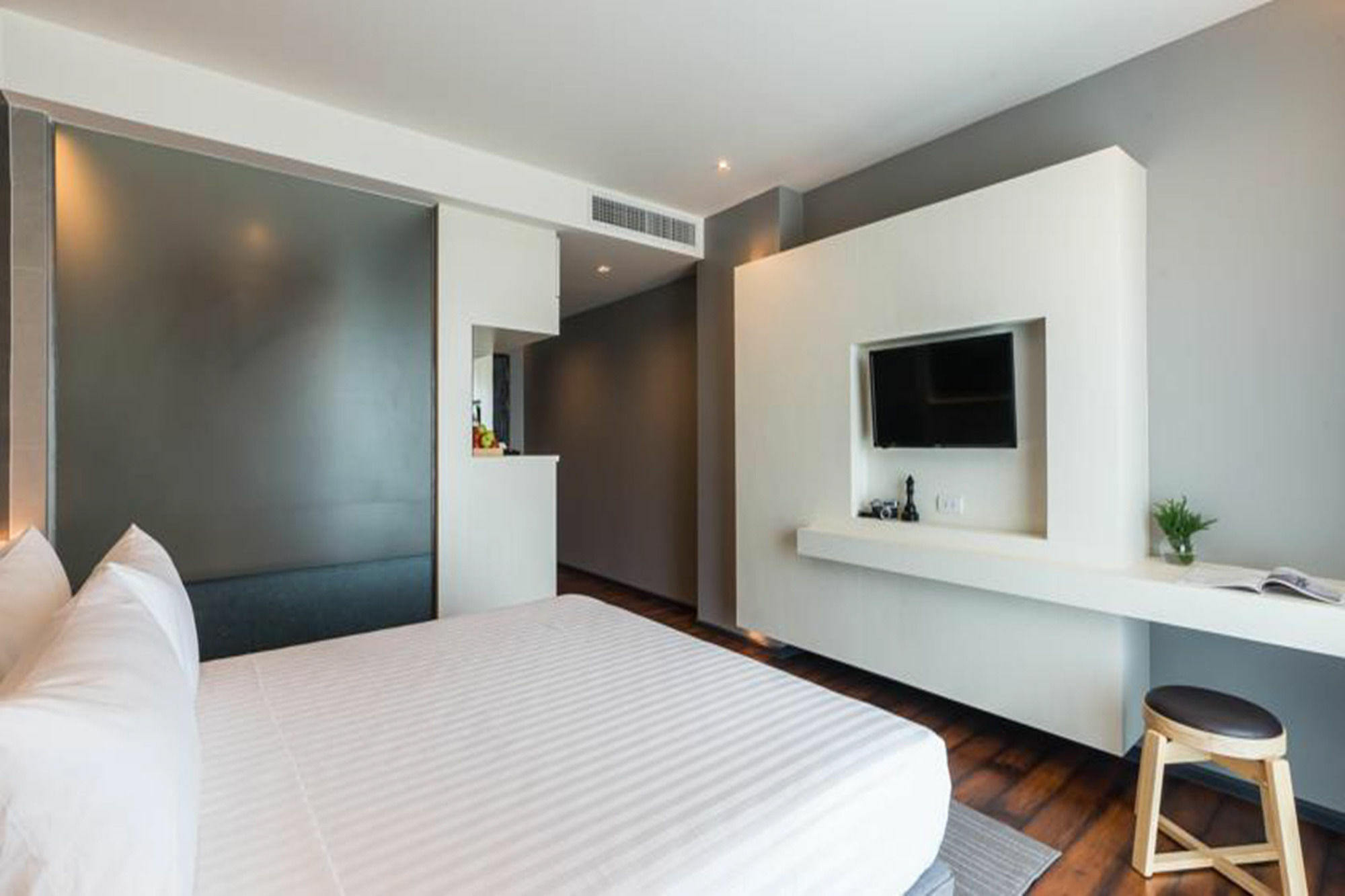 Sea Me Spring Tree Hotel (Adults Only) Pattaya Dış mekan fotoğraf