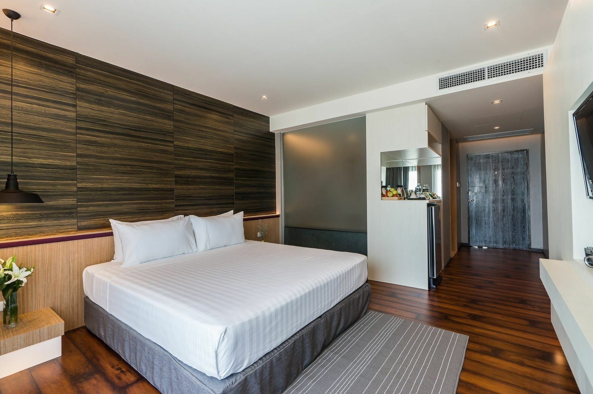Sea Me Spring Tree Hotel (Adults Only) Pattaya Dış mekan fotoğraf